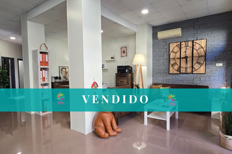 Local Comercial de Alta Distinción en El Vendrell