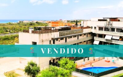 Ático en Urbanización Bonavista con Piscina, Garaje y Trastero. Vistas al mar. El Vendrell