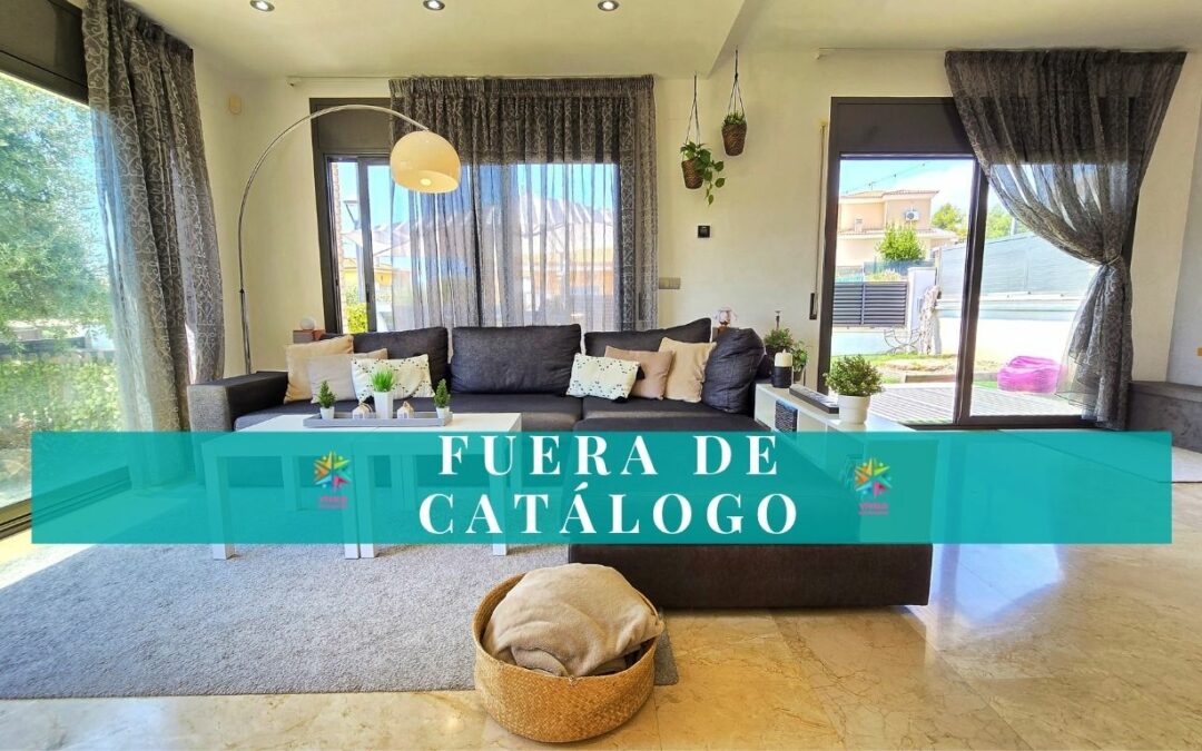 Chalet Esquinero de diseño en Cunit Residencial
